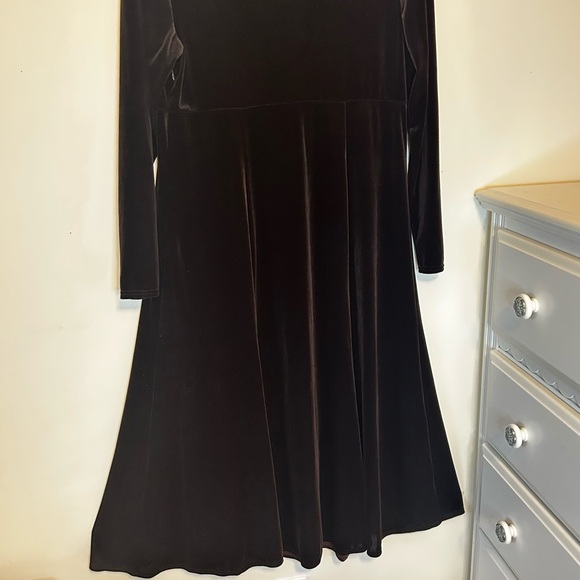 Coldwater Creek Dark Chocolate Brown Velvet Maxi Dress Draped Neckline Size 16 - Picture 4 of 7